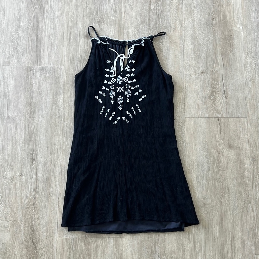 Cute loose black summer dress, Size Small.